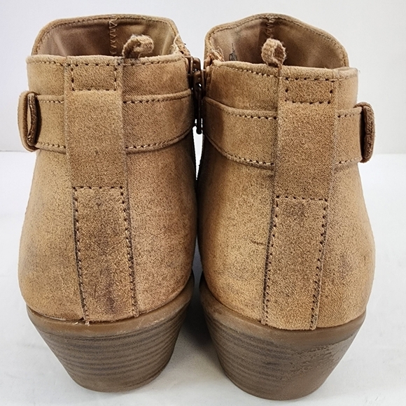 Old Navy Women's Tan Vegan Ankle Booties, Size 9 - Picture 11 of 11